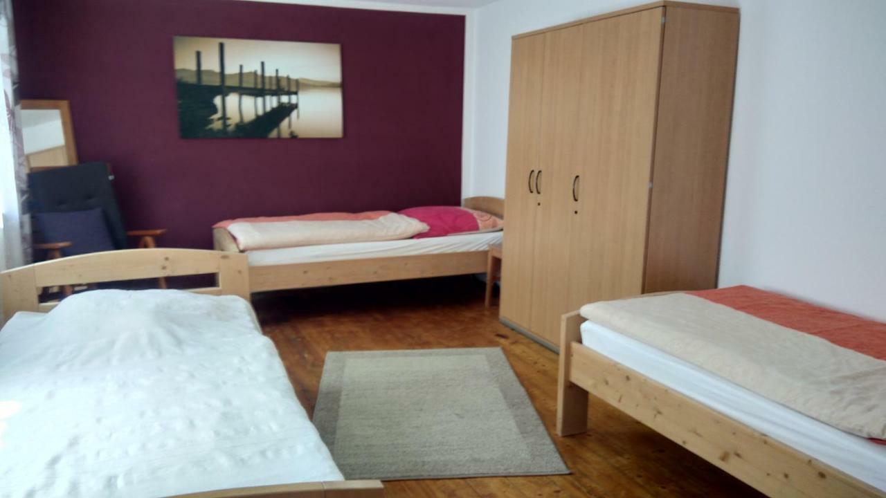 "Klein Und Fein"-Monteurzimmer Pohlheim ภายนอก รูปภาพ